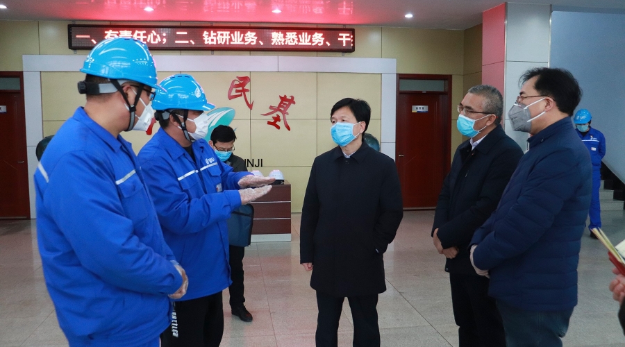 張店區(qū)委副書記、區(qū)長王學剛來公司檢查督導疫情防控工作